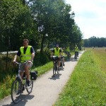 Teilnehmer der roten Radtour zwischen Winsen an der Aller und dem Lager Hörsten