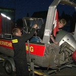 Zahlreiche Sonderfahrzeuge und Kleinboote wurden von der Feuerwehr Hamburg entsendet