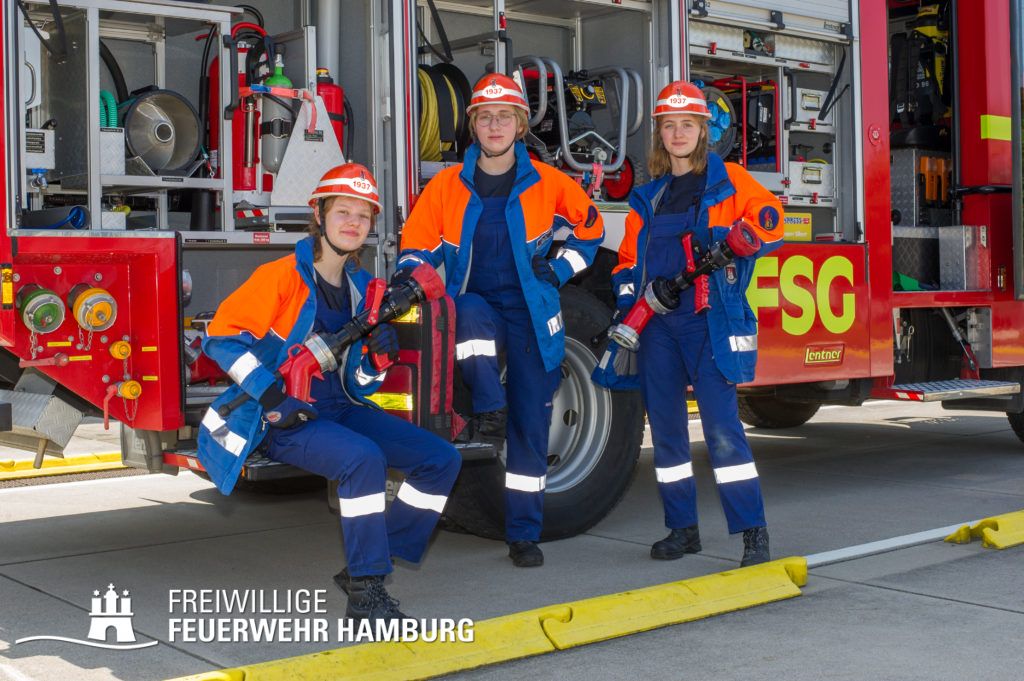 von links nach rechts: Helena, Lisa und Lisa von der JF Eimsbüttel haben bei 